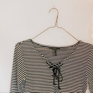 striped 3/4 sleeve crop top!!!